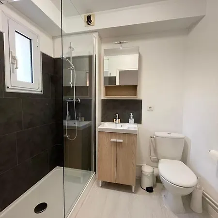Studio With Private Terrace Near The Old Port